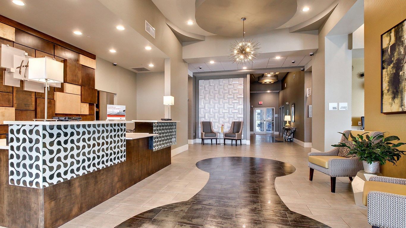 Holiday Inn Express & Suites Albany C 194 (C̶̶ ̶3̶4̶4̶). Albany Hotel