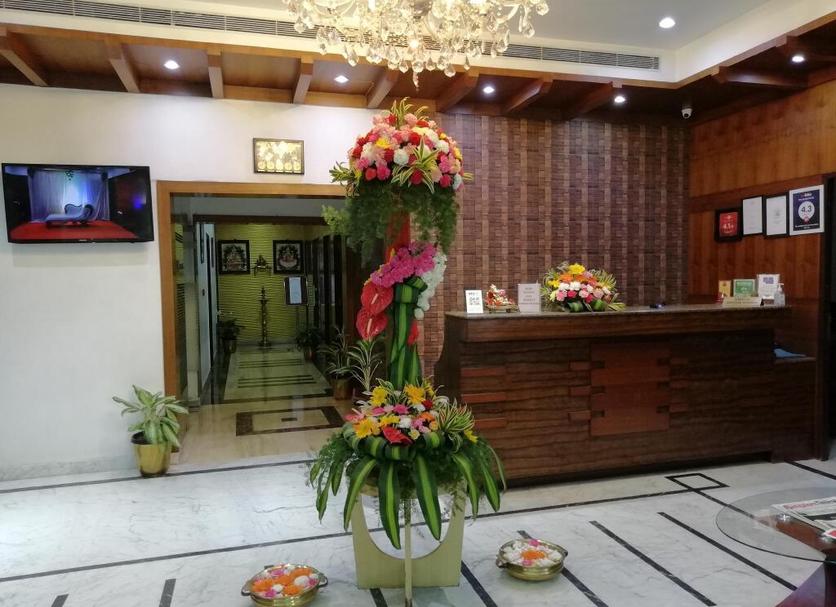 Front desk Photo