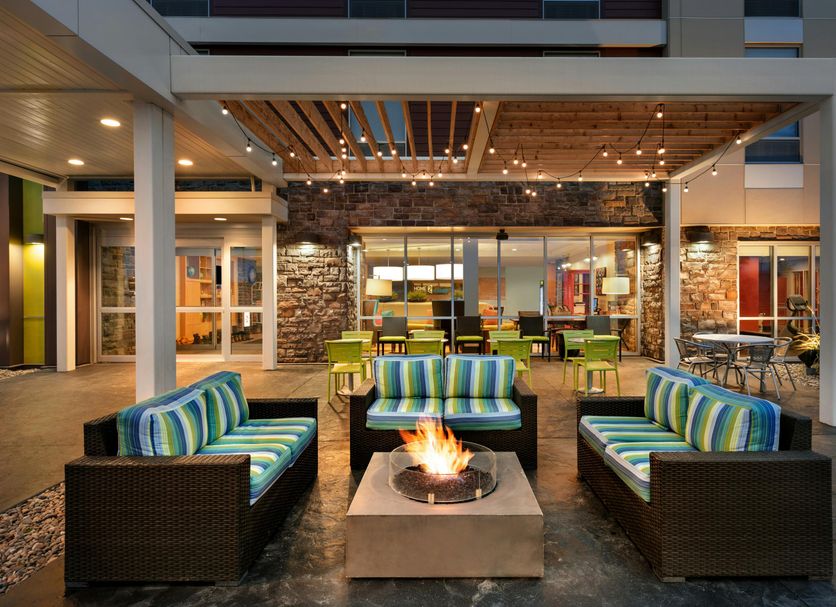 Lounge Photo