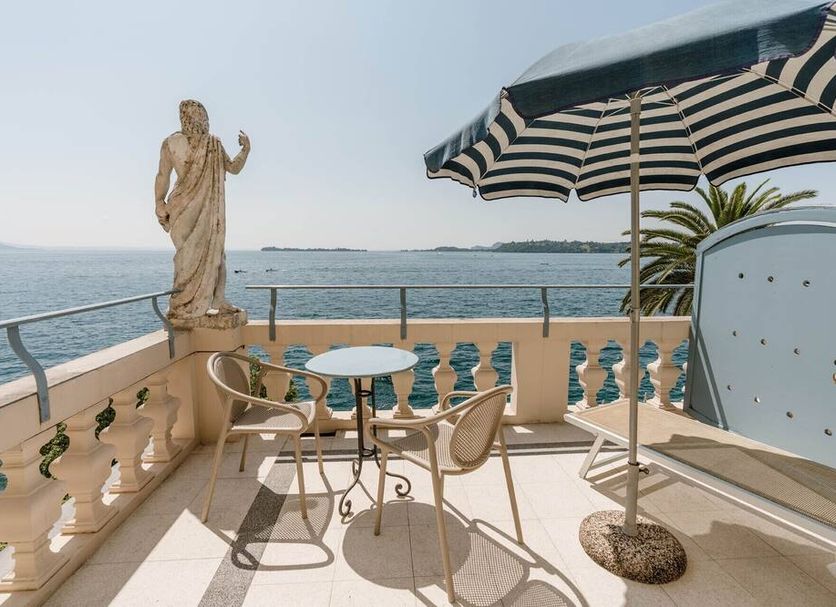 Balcony Photo