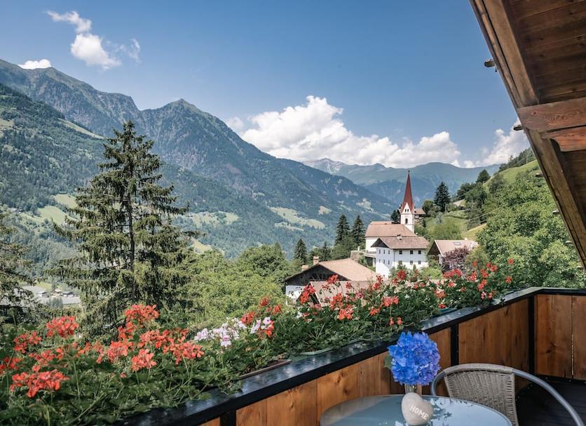 Balcony Photo