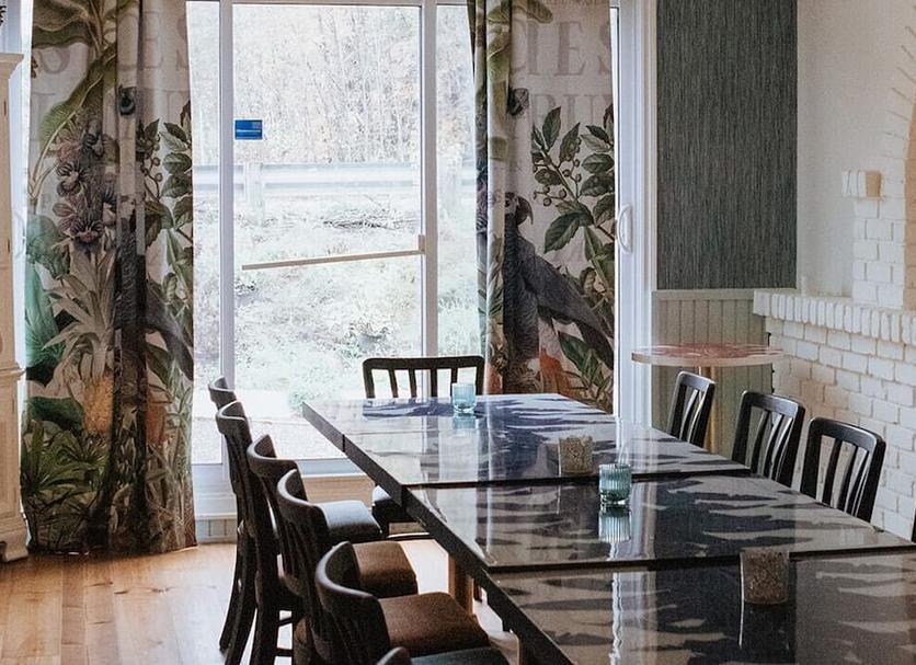 Dining room Photo