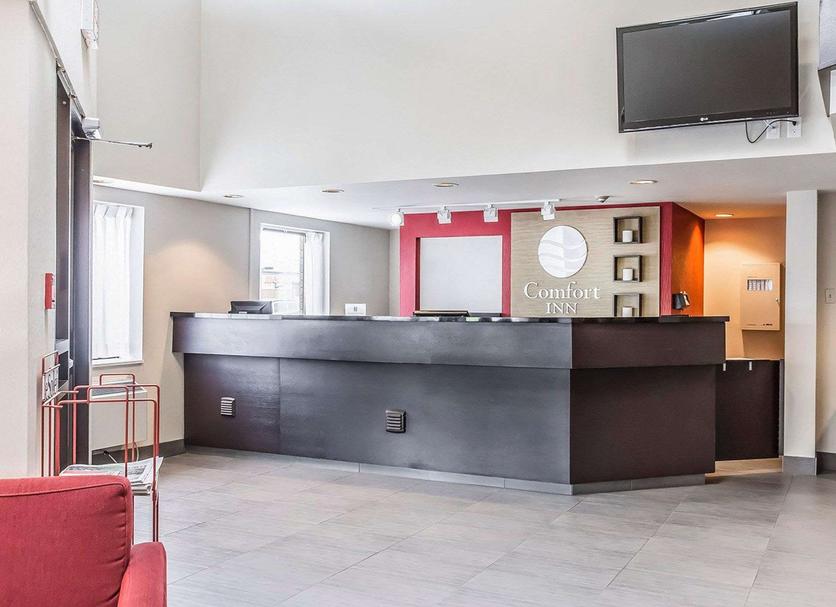 Front desk Photo