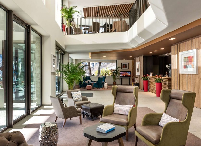 Lobby Photo