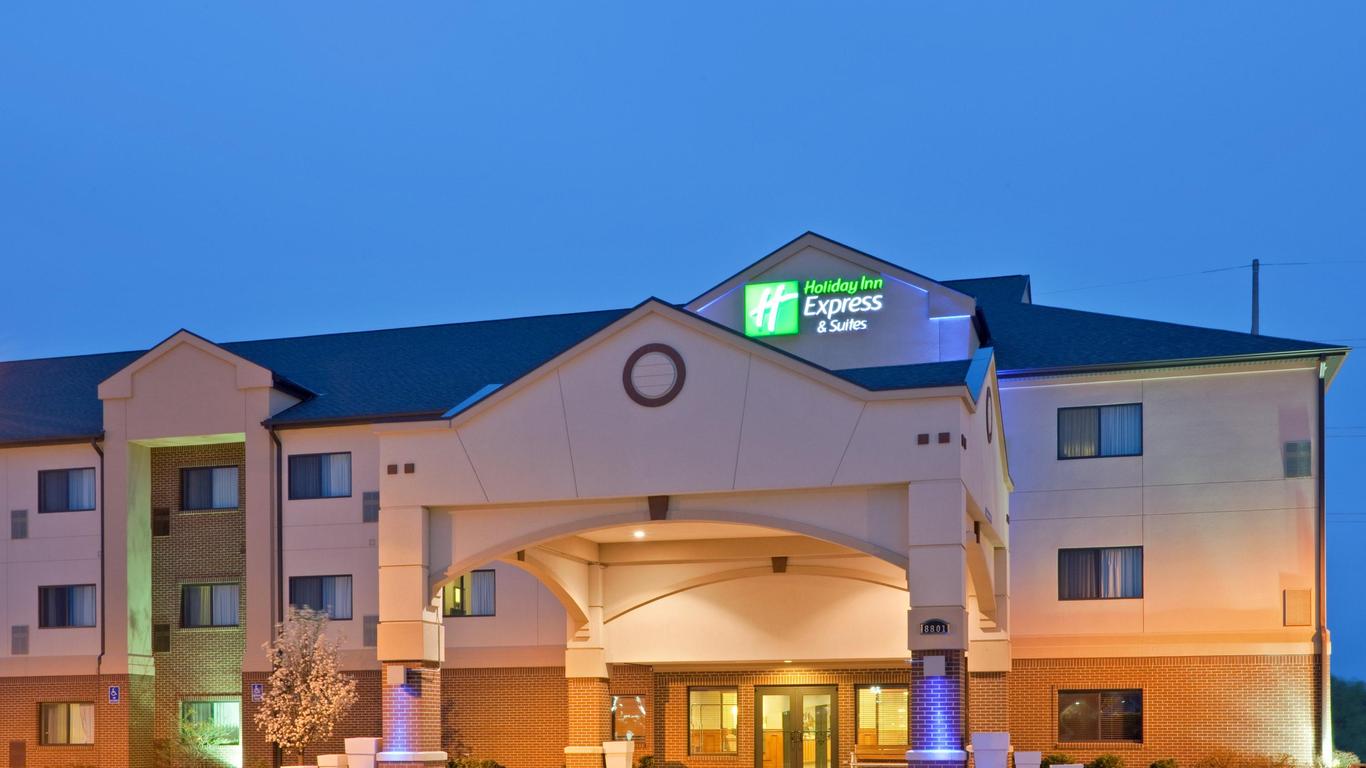 Holiday Inn Express & Suites South - Lincoln, An IHG Hotel