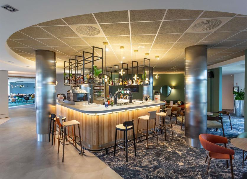 Bar Photo