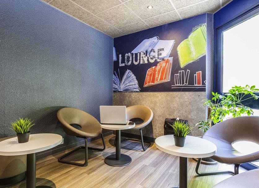 Lounge Photo