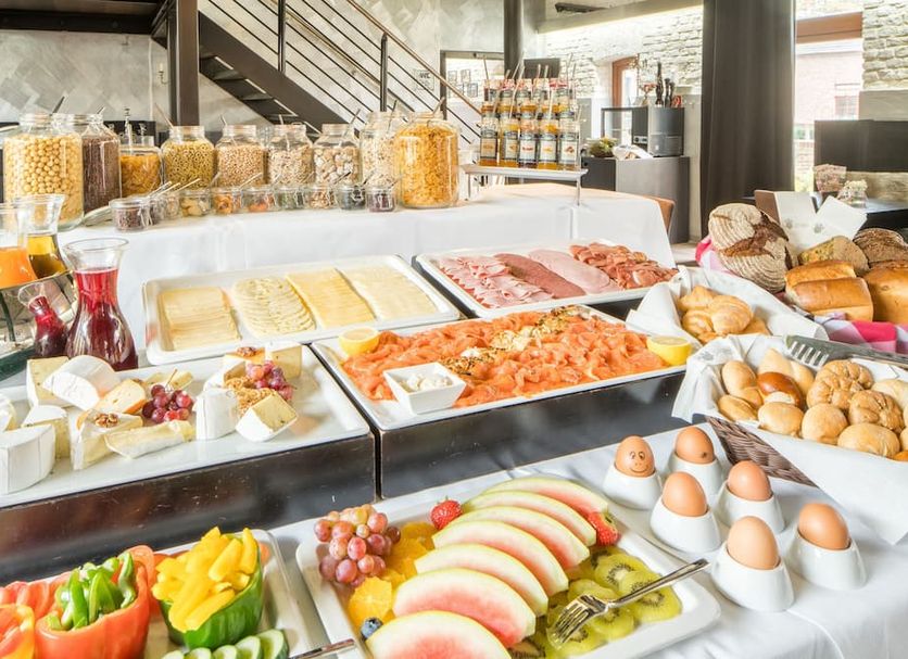Buffet Photo