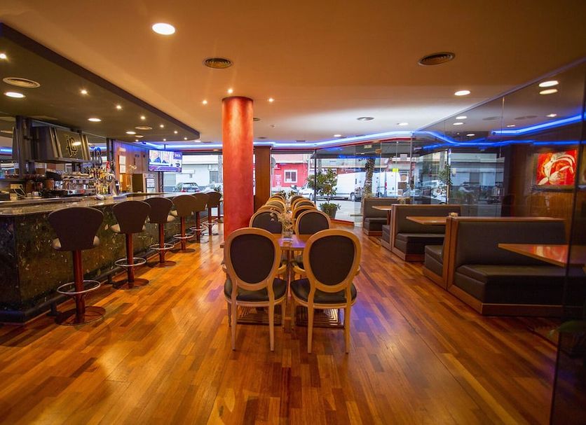 Bar Photo