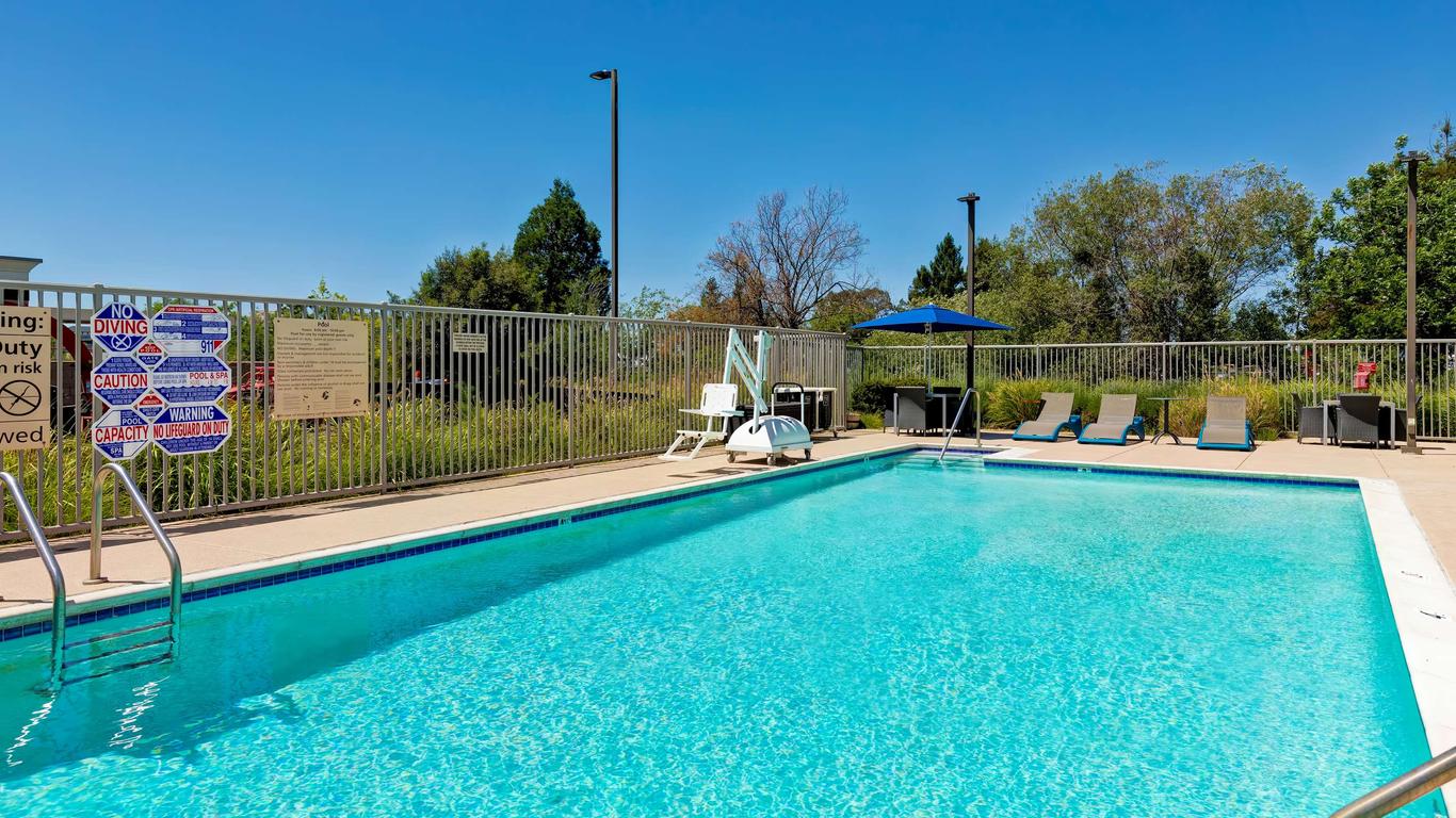 Hampton Inn & Suites Rohnert Park - Sonoma County