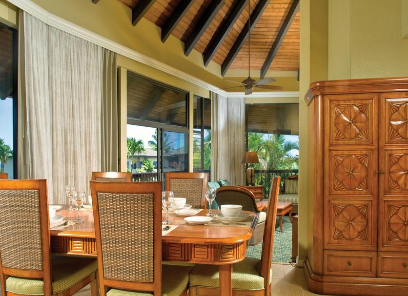 Dining room Photo