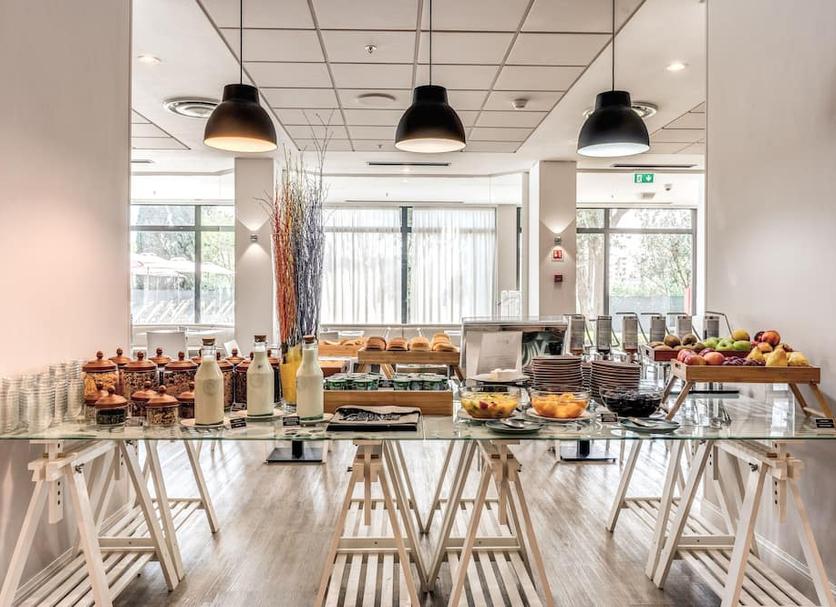 Buffet Photo