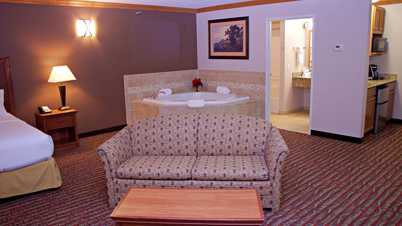 Holiday Inn Express & Suites Pierre-Fort Pierre