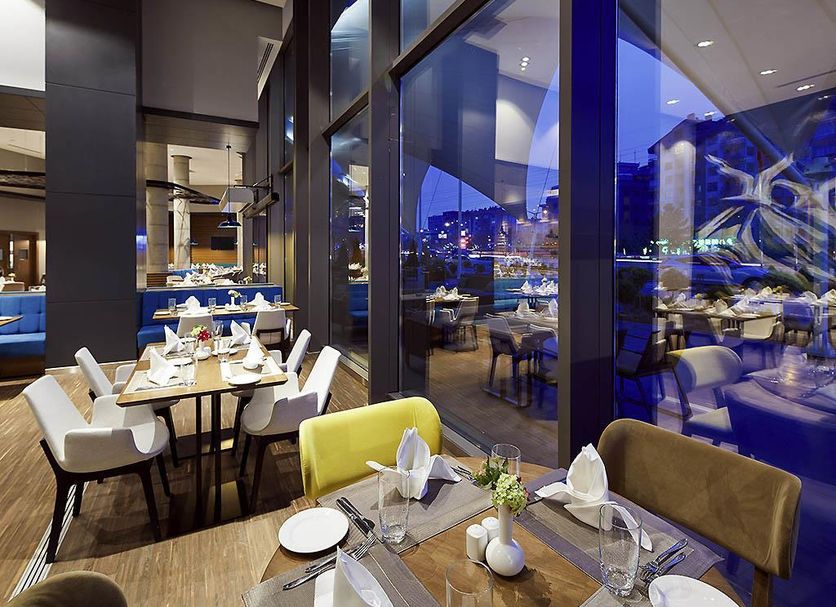 Restaurant Photo