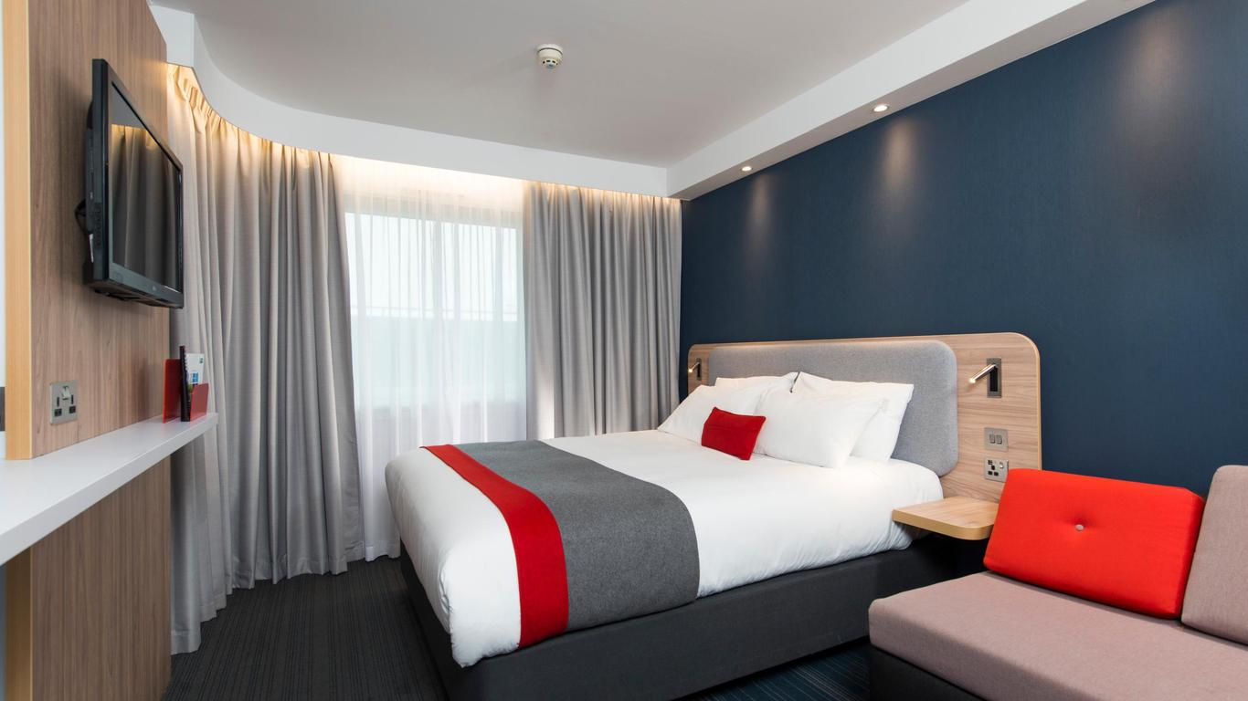 Holiday Inn Express Bristol Filton, An IHG Hotel