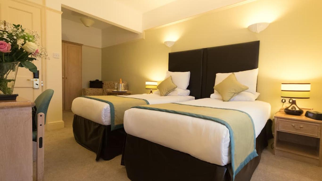 The Limes Hotel
