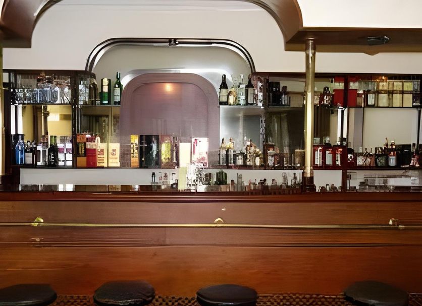 Bar Photo