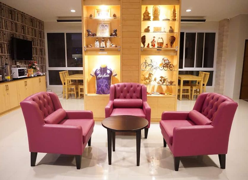 Lounge Photo