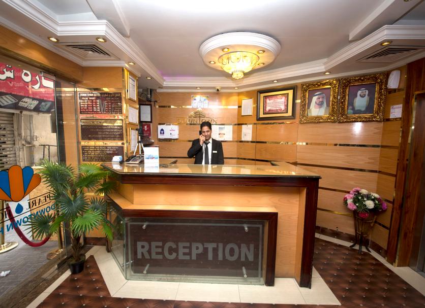 Front desk Photo