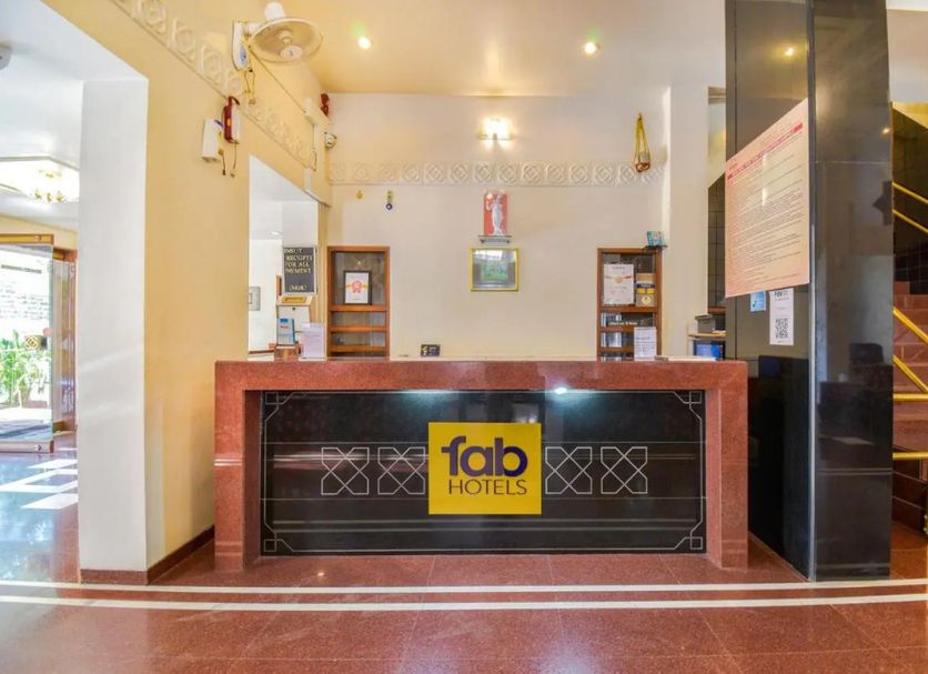Front desk Photo