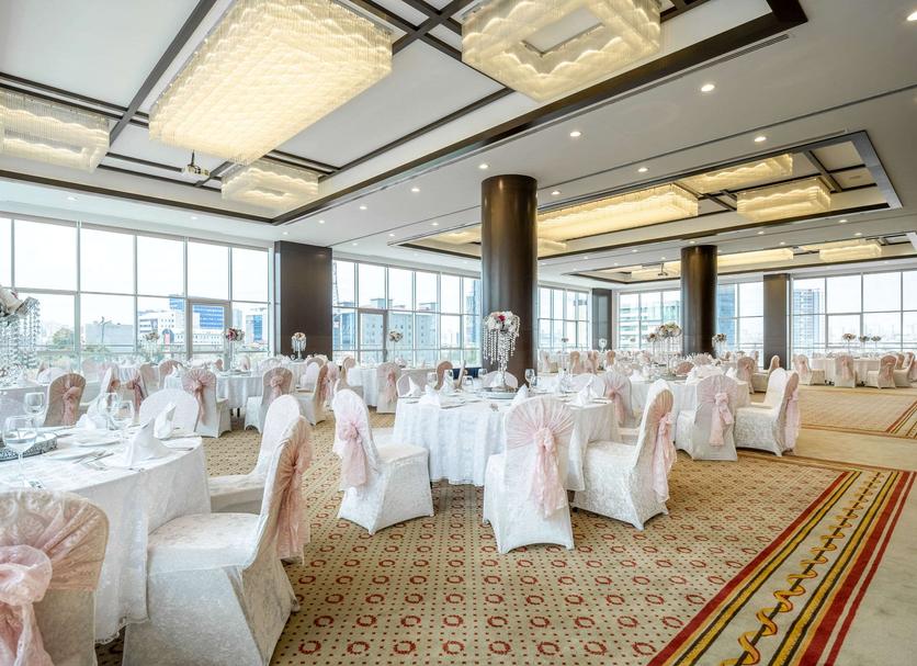 Banquet hall Photo