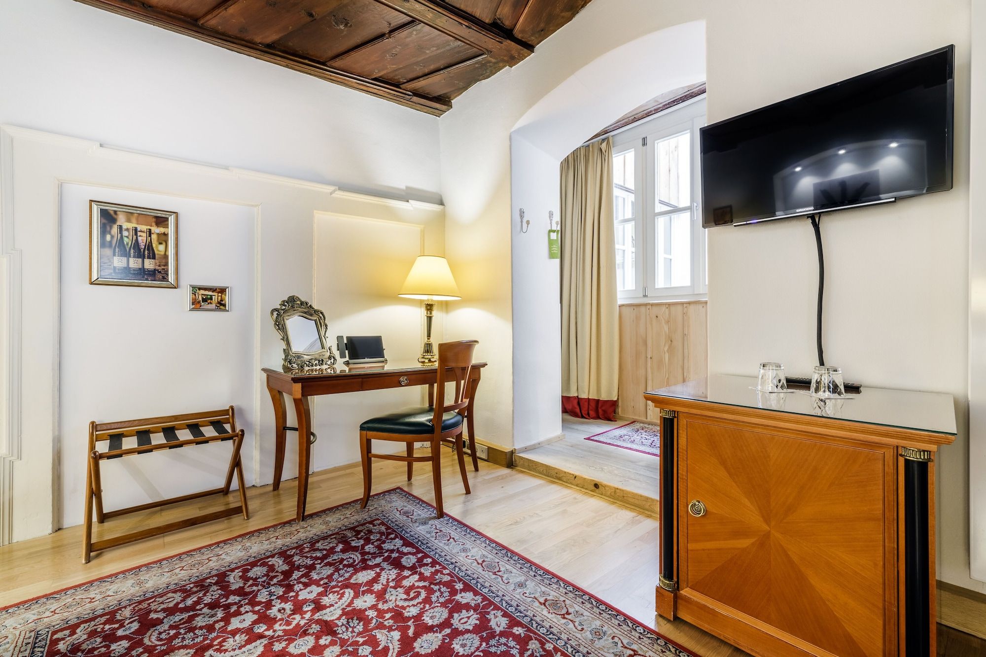 Room amenity