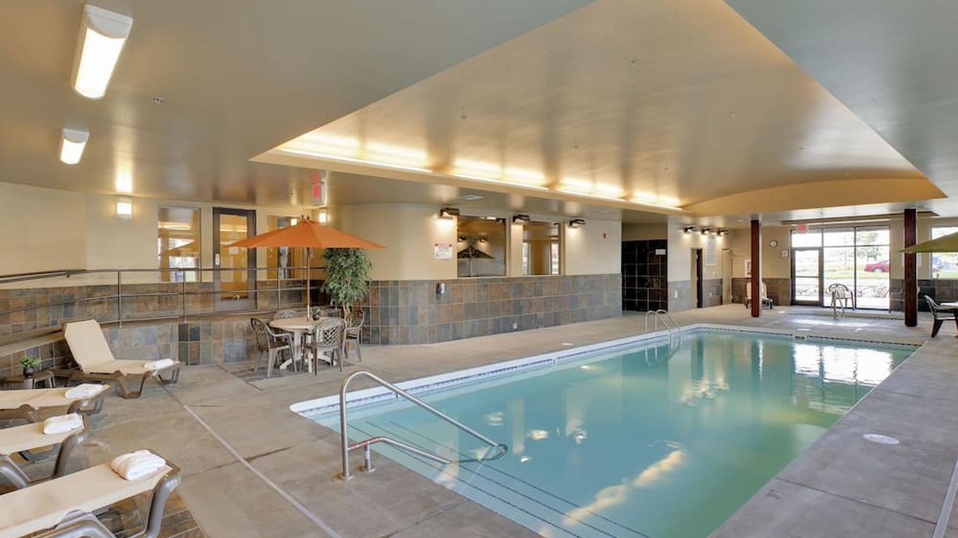 StoneCreek Lodge