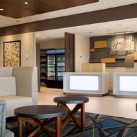 Holiday Inn Express & Suites Calgary Airport Trail Ne