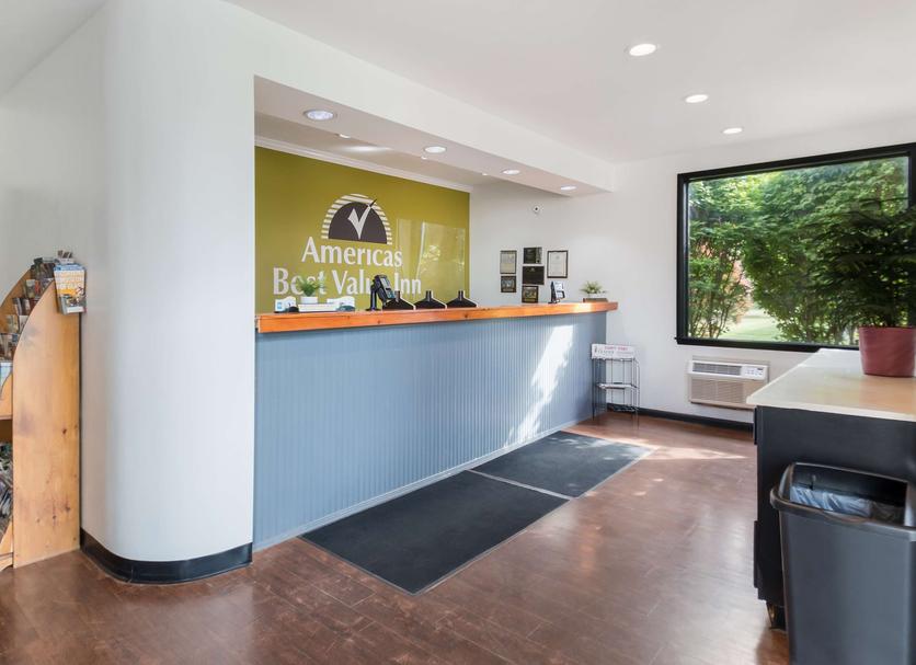 Front desk Photo