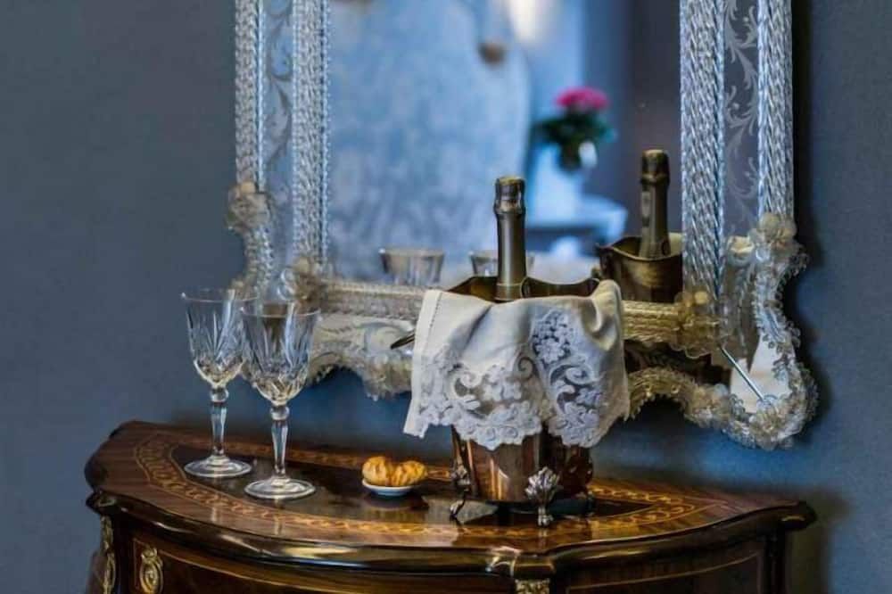 Room amenity