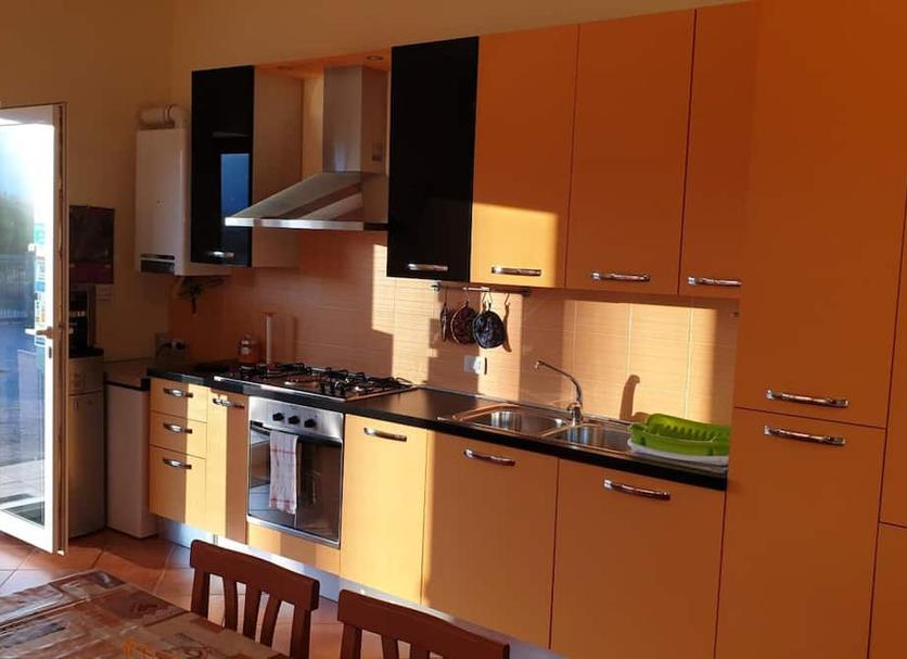 Kitchen Photo