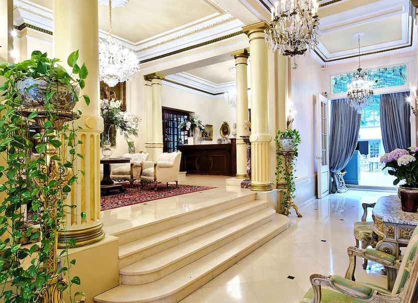 Lobby Photo