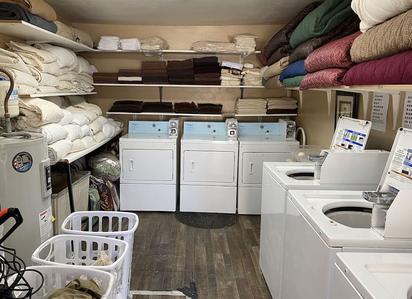 Laundry facility Photo