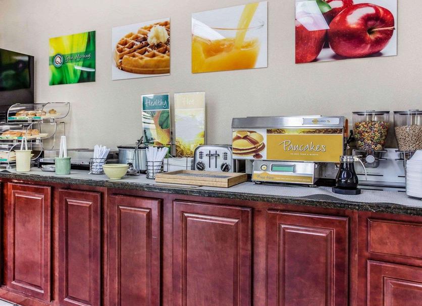 Buffet Photo
