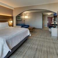 Holiday Inn Express Hotel & Suites Columbus-Fort Benning, An IHG Hotel