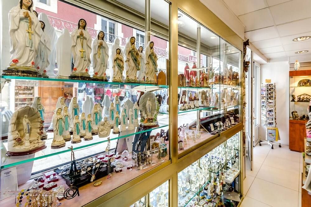 Shop