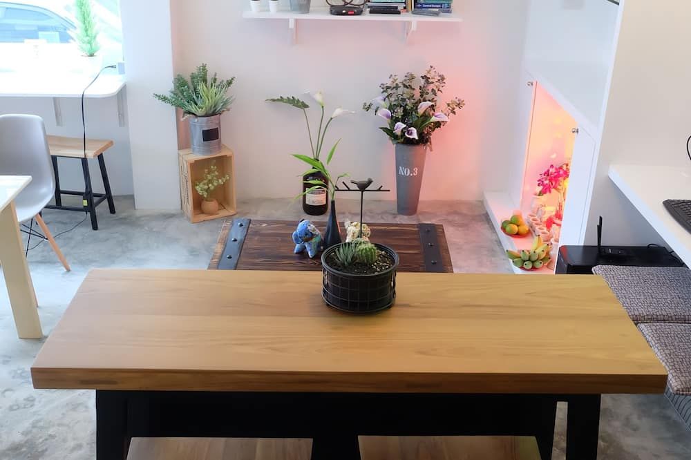 Dining room Photo