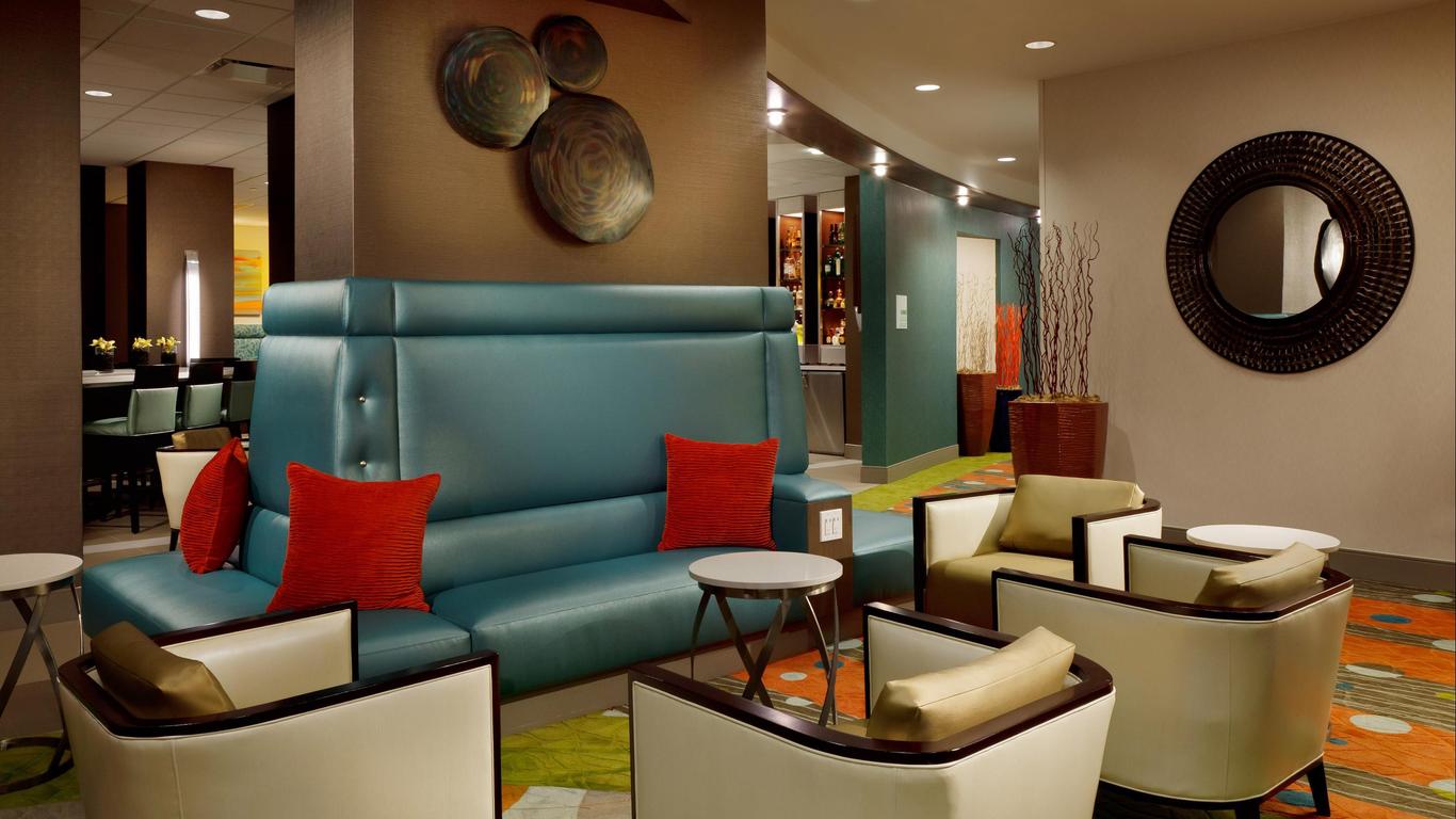 Holiday Inn San Antonio-Riverwalk, An IHG Hotel