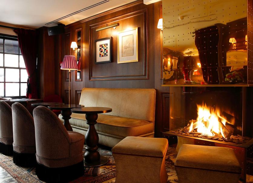 Lounge Photo