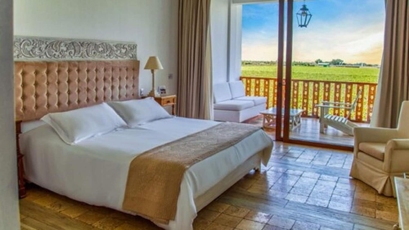 Hotel Vias Queirolo