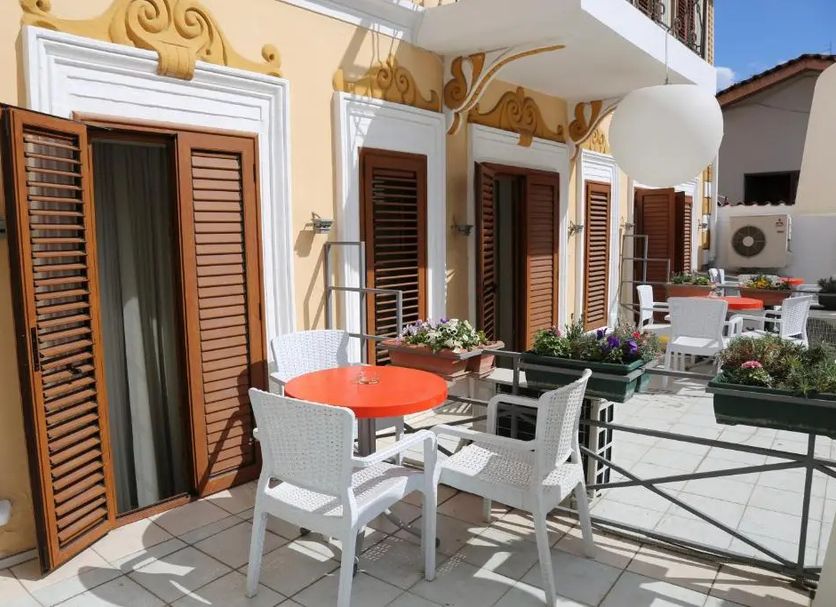 Balcony Photo