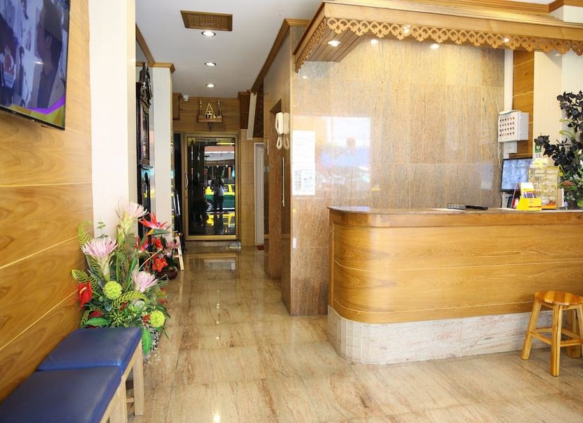Front desk Photo
