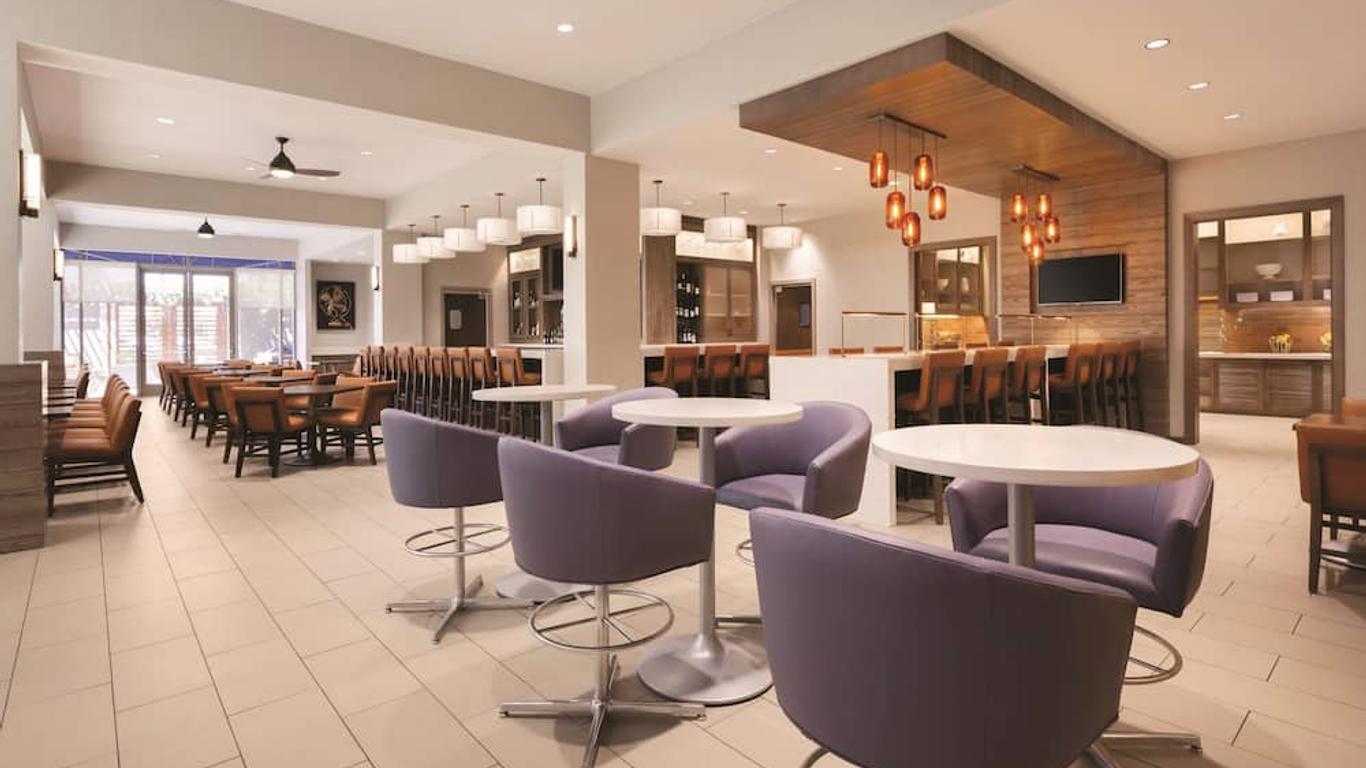 Hyatt House Emeryville/San Francisco Bay Area