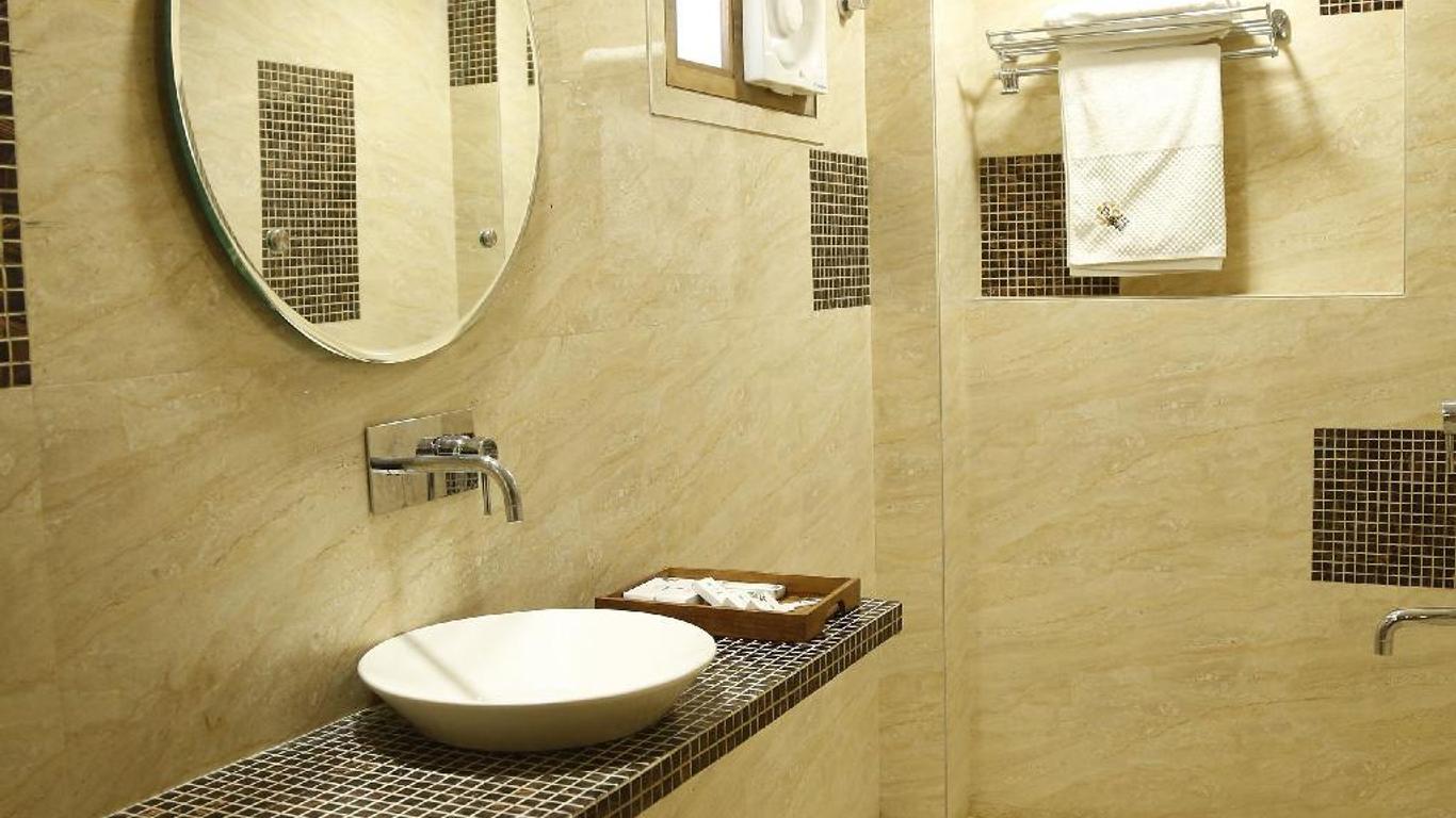 Surya Hotel
