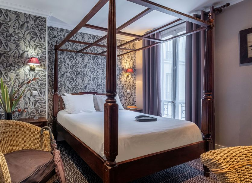 Bedroom Photo