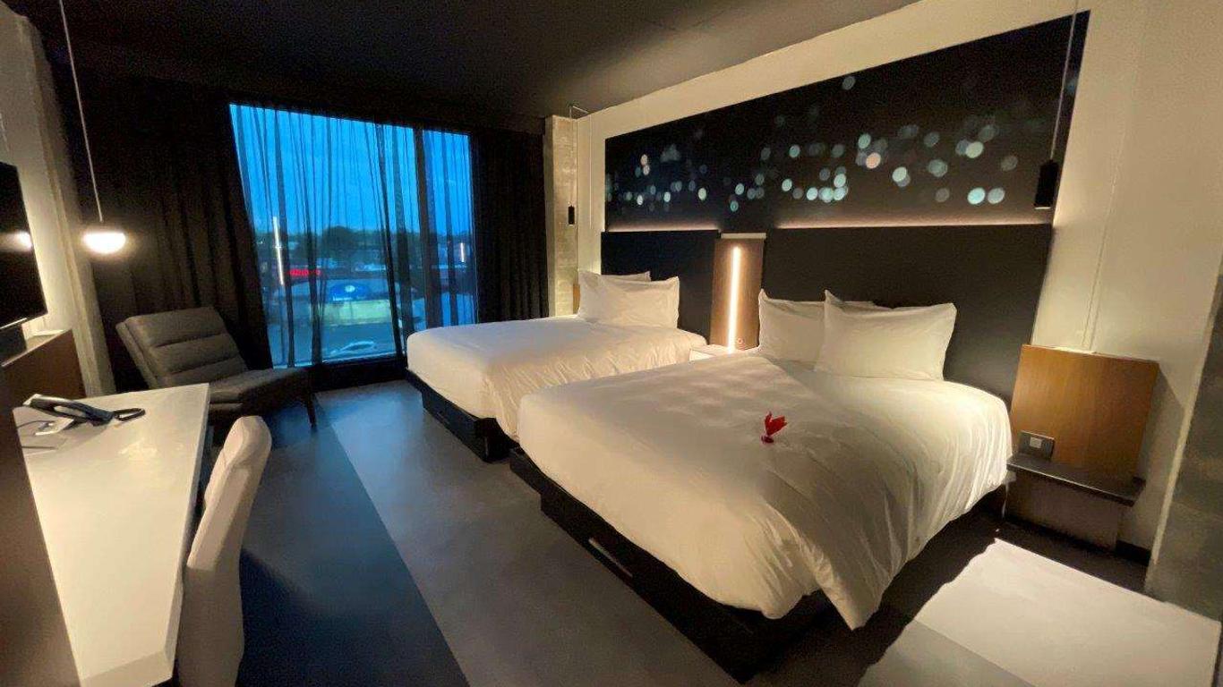Grand Hotel Times Blainville-Mirabel