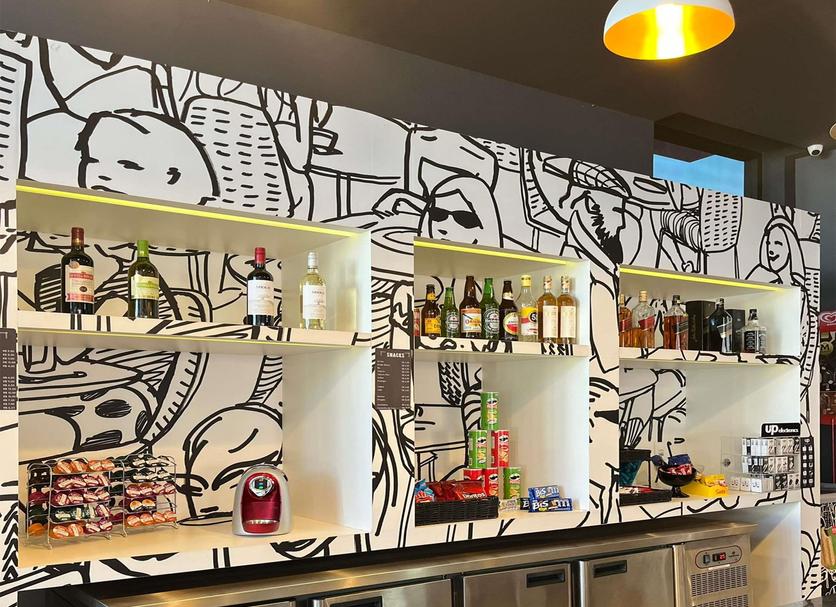 Bar Photo