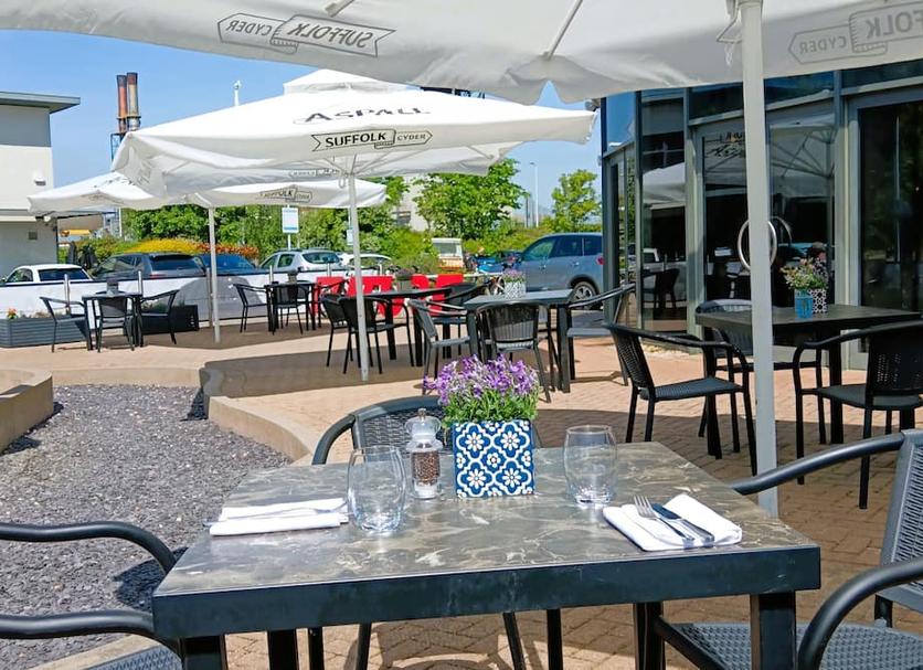 Restaurant Photo