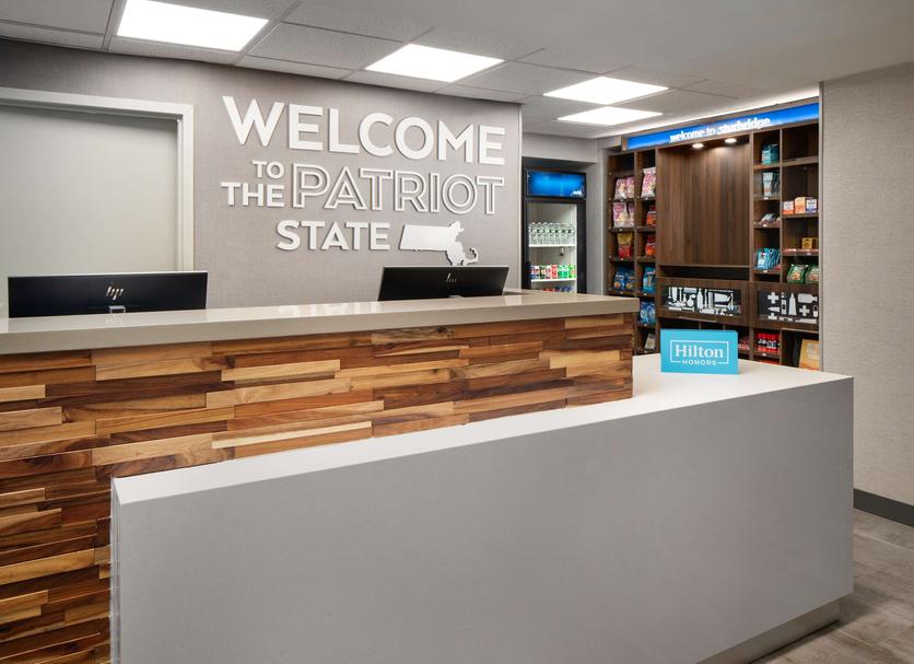 Front desk Photo