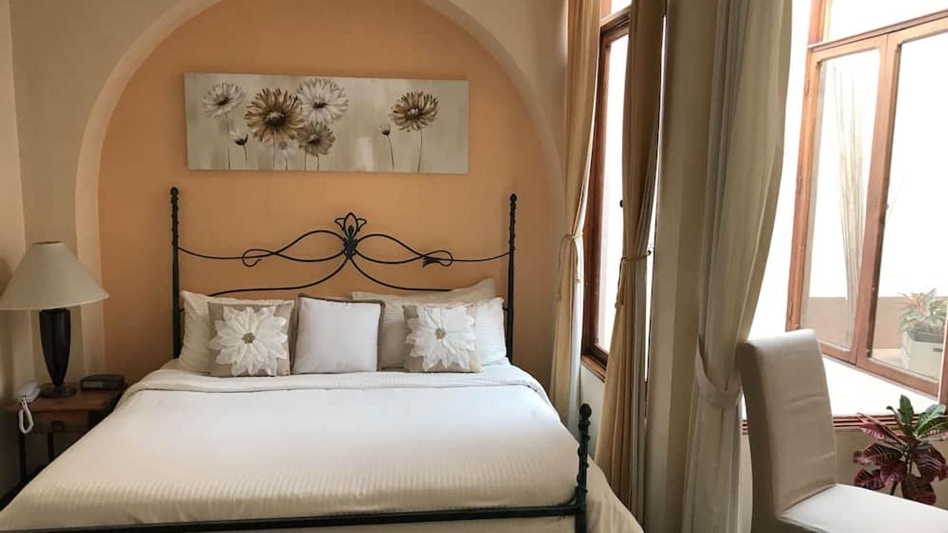 Hotel Fleur De Lys